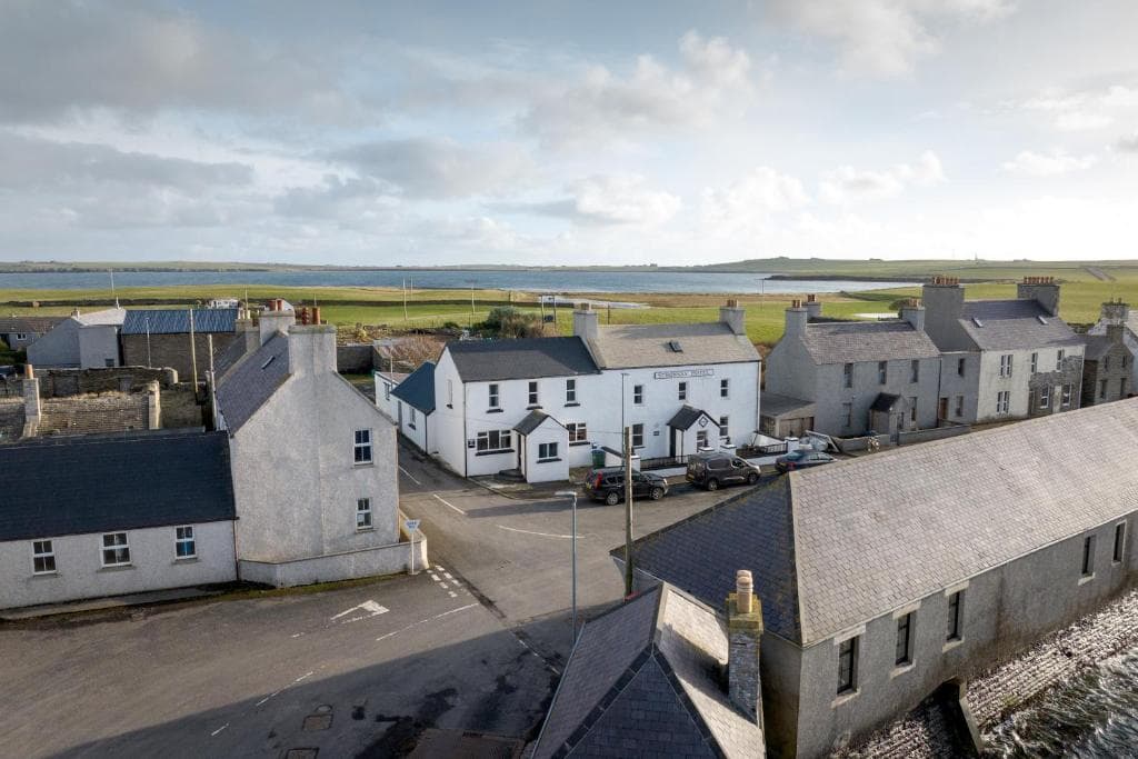 Stronsay Hotel — Hotel in Stronsay, Orkney